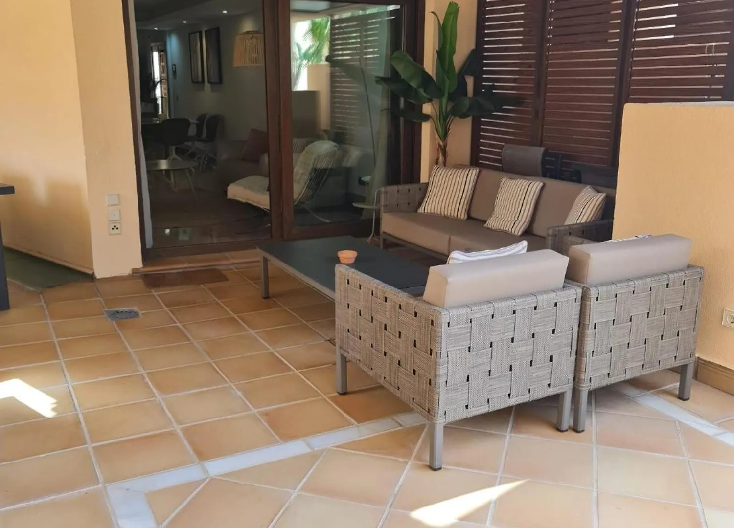 Apartamento De 3 Dormitorios En Bahia De La Plata Estepona Spain
